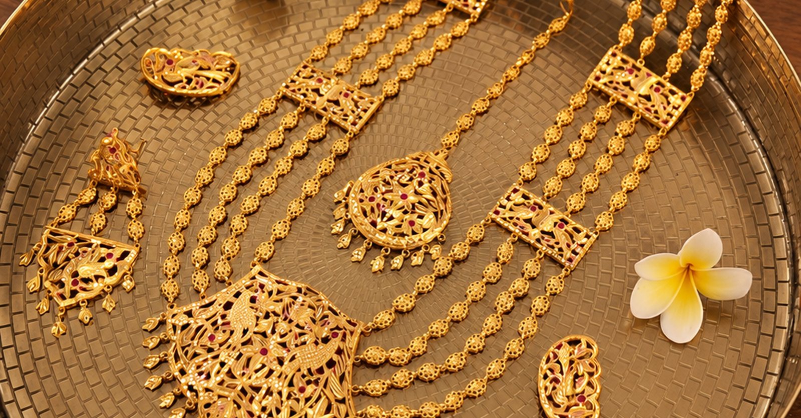 Gold jewellery pledged against a MAG Finserv gold loan